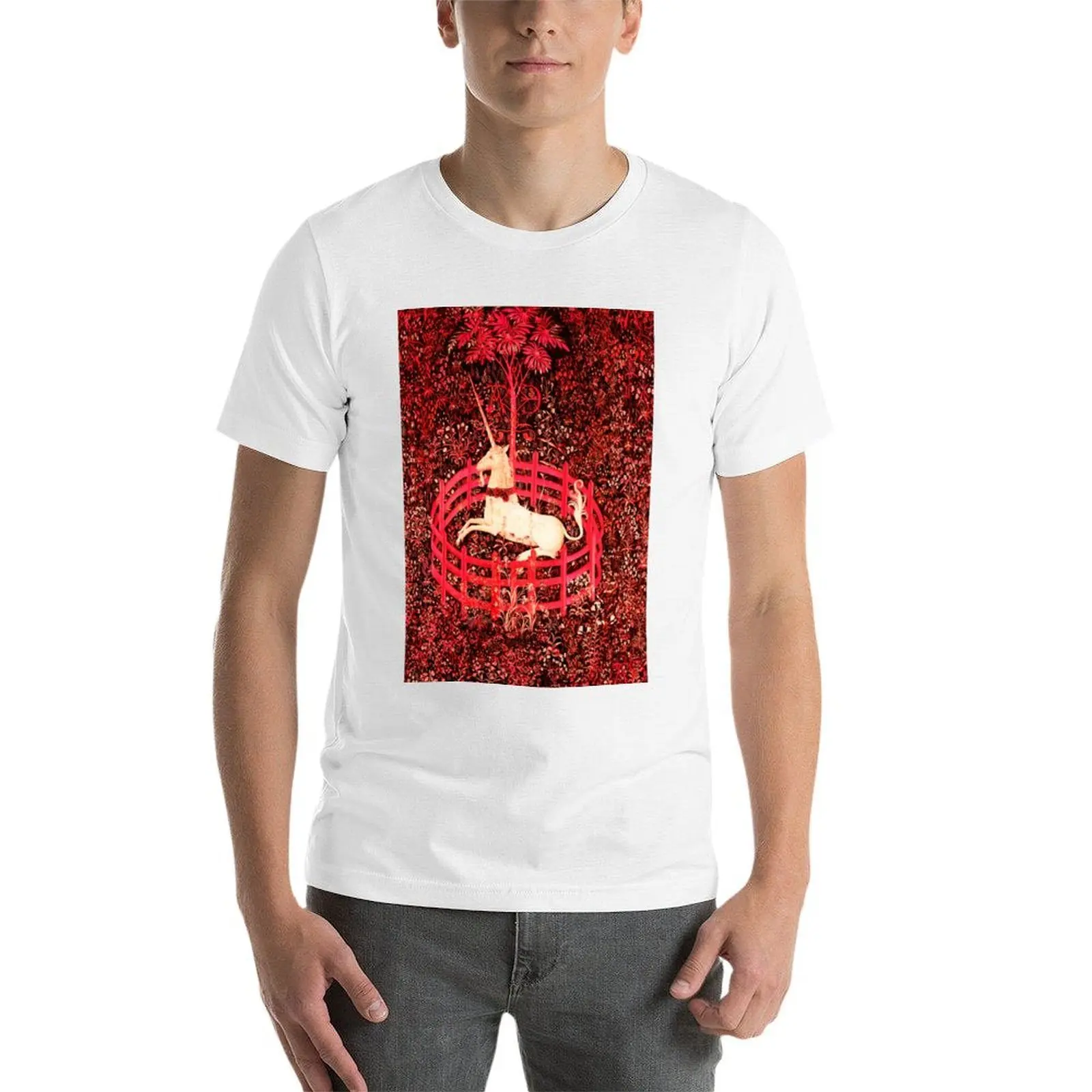 تي شيرت قطني أحمر على شكل وحيد القرن تي شيرت عالي الجودة من الخيال والقطن تي شيرت على شكل زهور قوطية للرجال قميص رجالي