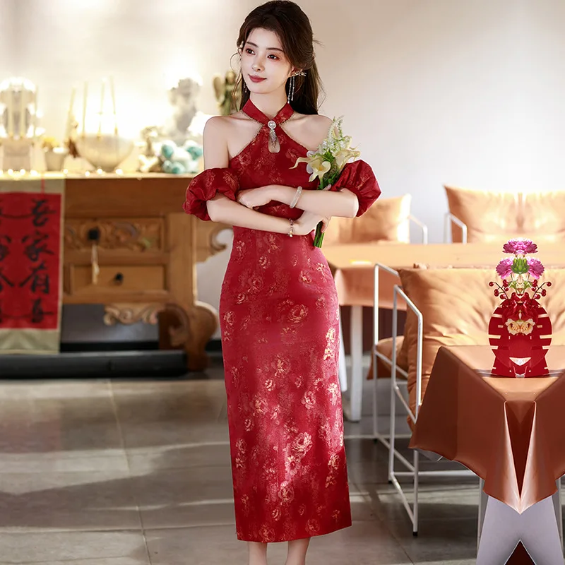 2026 Spring/Summer Jacquard Satin Long Cheongsam Slimming Chinese Style Daily Slimming Improved Dress Hanging Neck Qipao