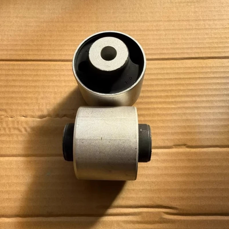 

Tesla Model S/Model X Chassis Lower Swing Arm Fixed Rubber Sleeve 1041575 1041570