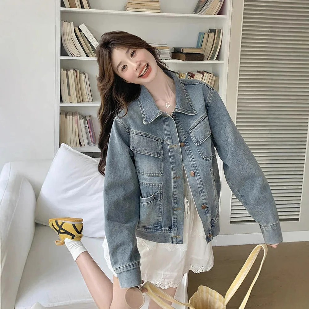 Women's Light Wash Oversized Denim Jacket, Loose-Fit Casual Jean Coat with Multi-Pockets, Vintage Streetwear Outerwear