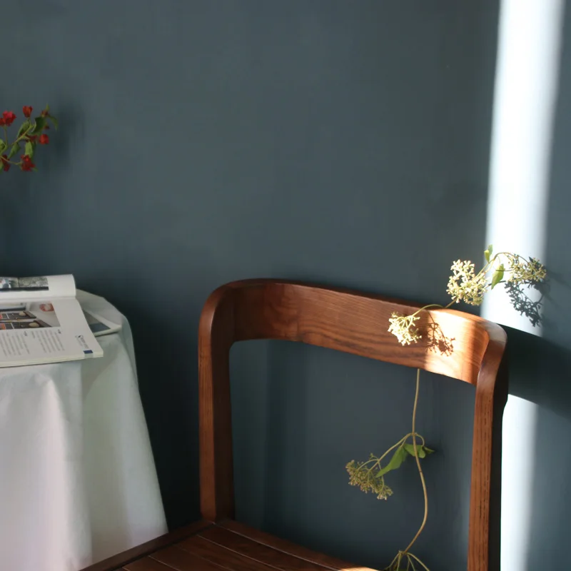 Silla de madera maciza,