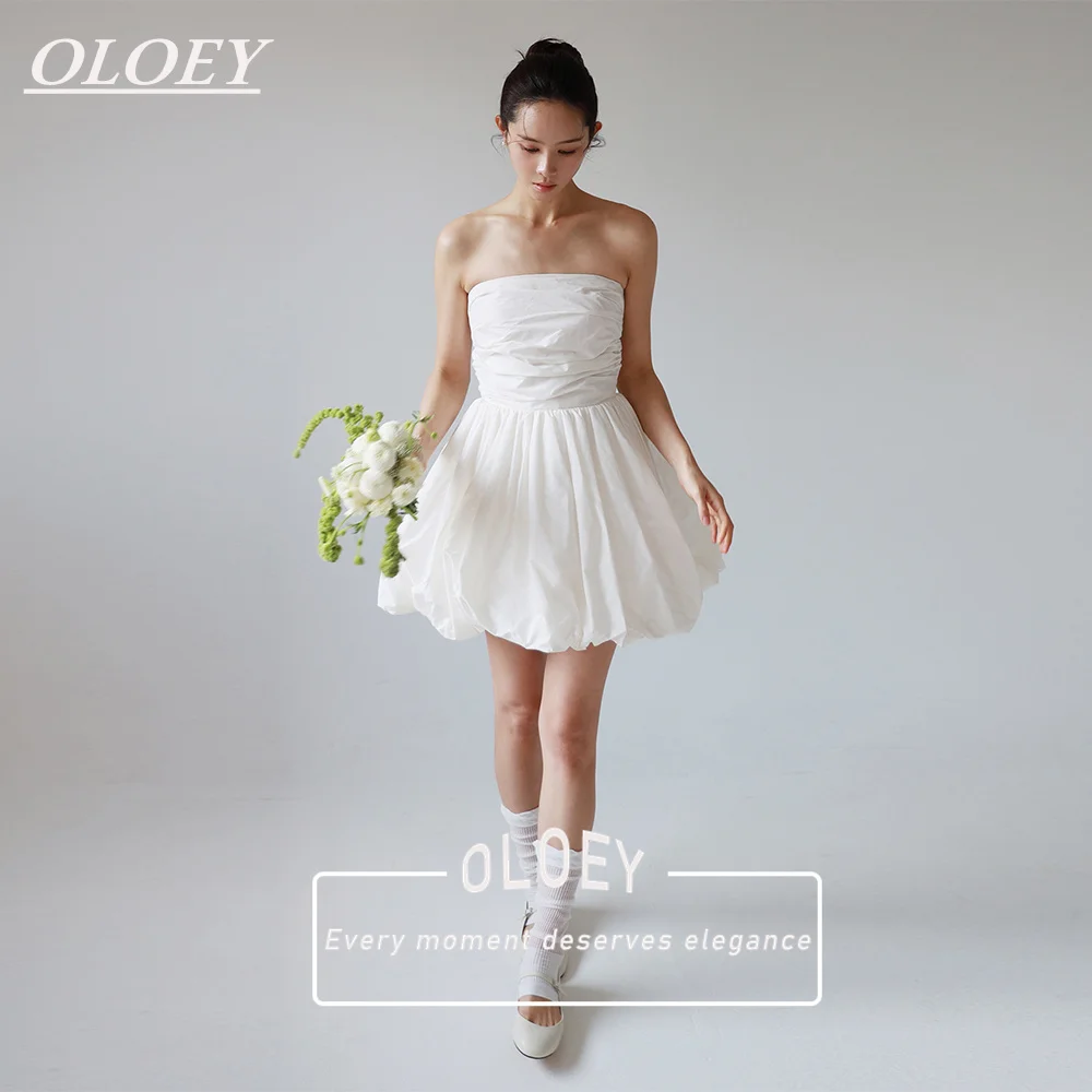 

OLOEY Простое корейское короткое свадебное платье для фотосессии, без бретелек, плиссированное, из мягкого атласа, мини-платье для невесты 2026, на заказ, без рукавов