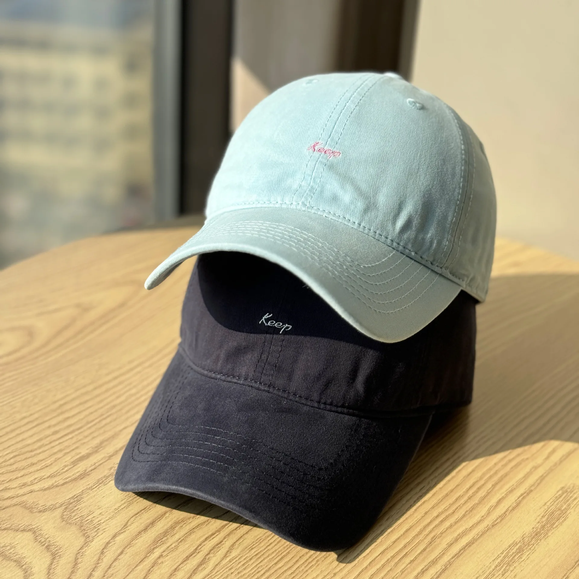 

Новая мягкая бейсболка 2026 года для мужчин и женщин с широким козырьком, визуально уменьшающим лицо, большая солнцезащитная шляпа с широкими полями