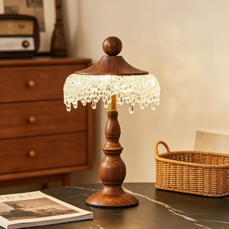 lampada-da-comodino-di-alta-gamma-lampada-da-scrivania-in-stile-medievale-luce-notturna-di-lusso-changming-colore-noce