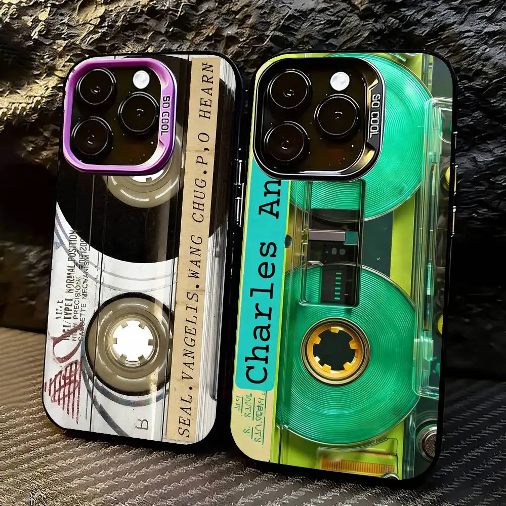 Vintage Cassette T-…