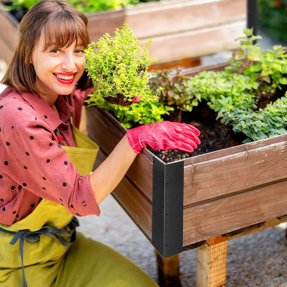Staffe angolari per letto da giardino rialzate da 4 pezzi con viti Staffe angolari da giardino in metallo Staffe angolari a forma di L in metallo per letto da 20-24 pollici