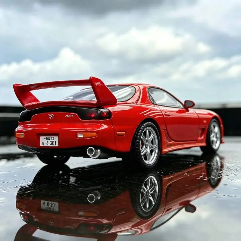 1:28 Mazda RX7 FD FD3S Legierung Straßen-Sportwagen Modell Druckguss Metall Klassisches Rennstrecken-Automodell mit Sound und Licht Kindergeschenk