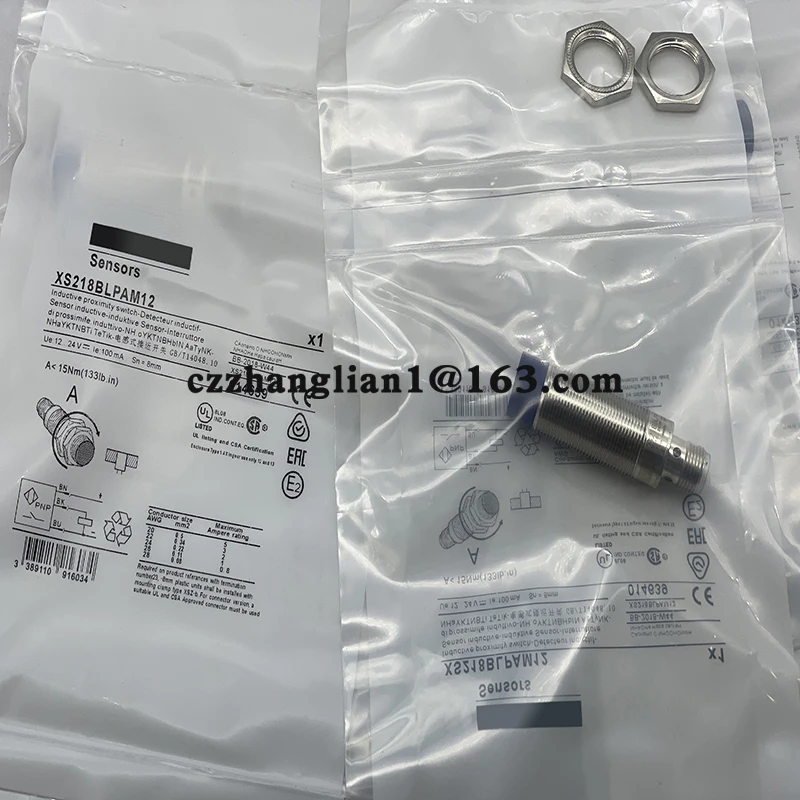 

brand new Proximity switch XS112B3PAM12 XS112B3NAM12 XS212BLPAM12 XS212BLPAM12C One year warranty