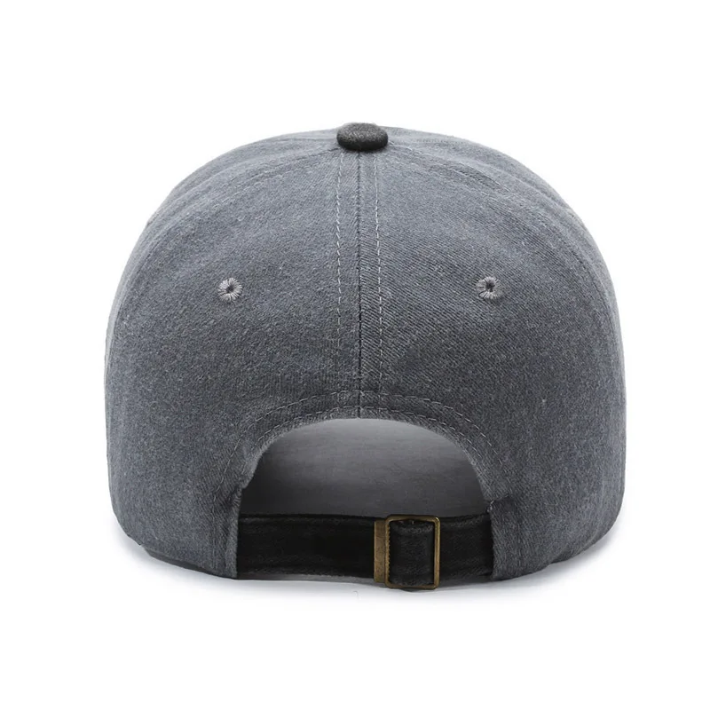 Fashion Color-Block Sun Protection Retro Baseball Cap with Maple Leaf Patch Versatile Duckbill Hat for Casual Wear