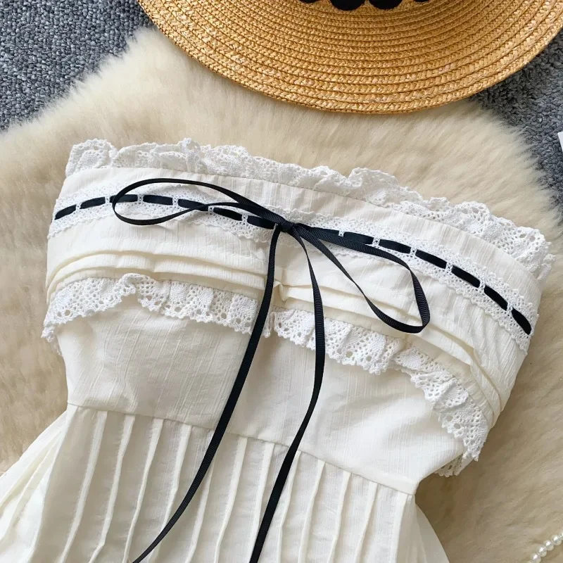 Koreaanse strapless borduurblouse vrouwelijke strik slanke geplooide hotsweet top streetwear backless bohemien vakantie hemdje