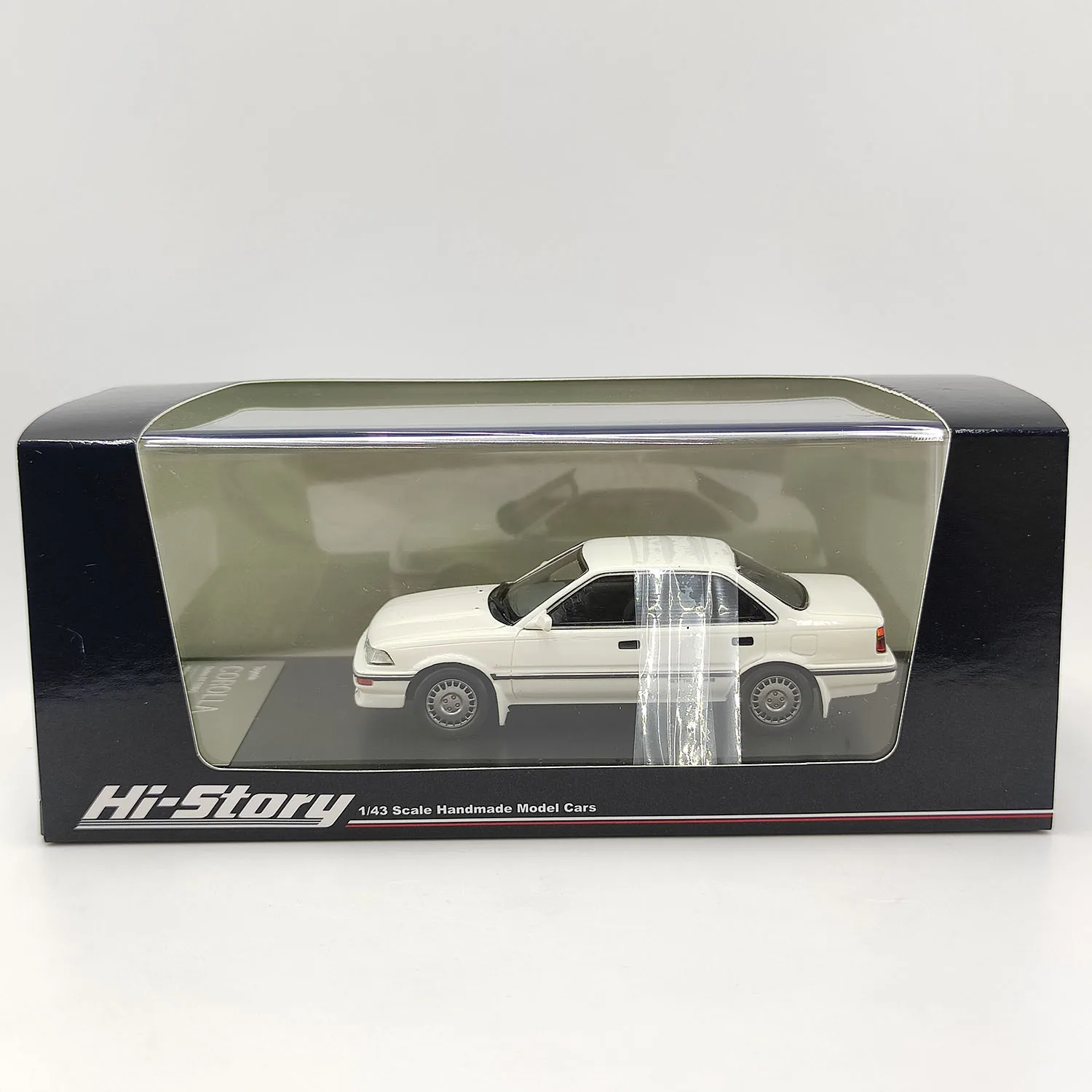 

Высокопроизводительная модель автомобиля из смолы Toyota COROLLA Sedan GT 1987, масштаб 1:43