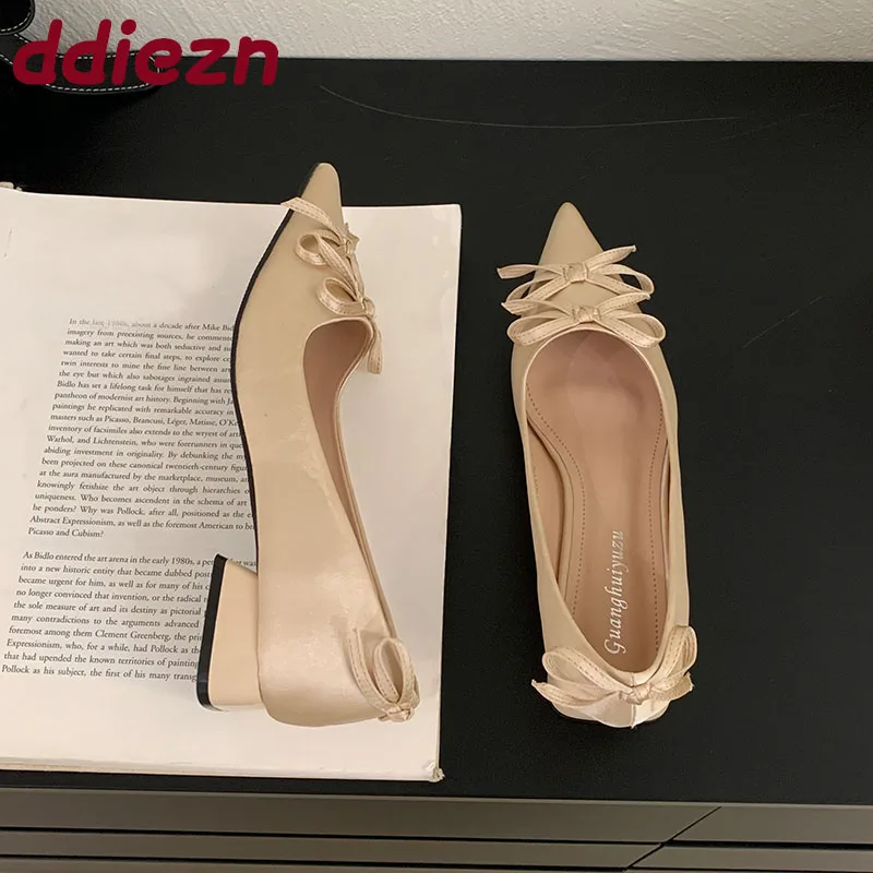 2025 nuova moda seta superficiale donna scarpe tacco basso farfalla-nodo femminile slip on calzature punta a punta signore tacchi pompe scarpe