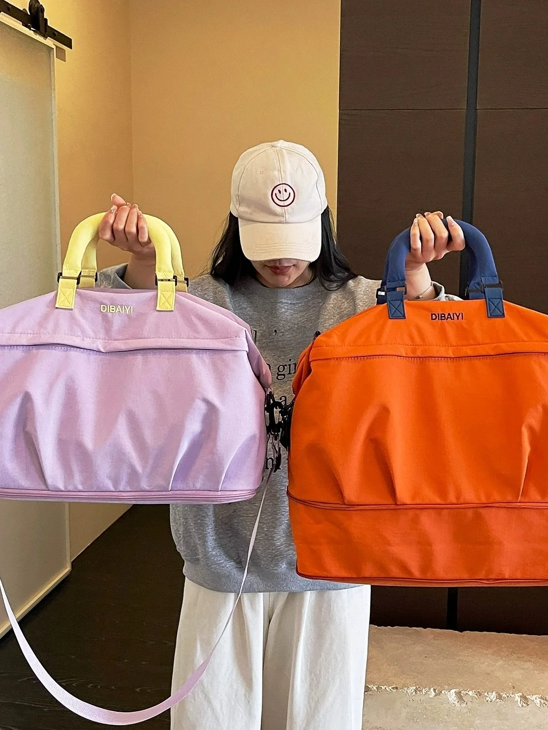 large-capacity-travel-bag-lightweight-handheld-fitness-bag-convenient-storage-bag-for-short-business-trips-and-vacations