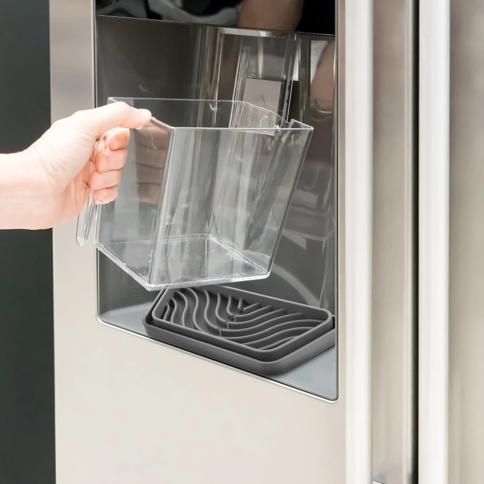 

Silicone Drip Tray Catcher for Fridge Water Refrigerator Drip Catcher Adjustable Size Kitchen Bar Accessories