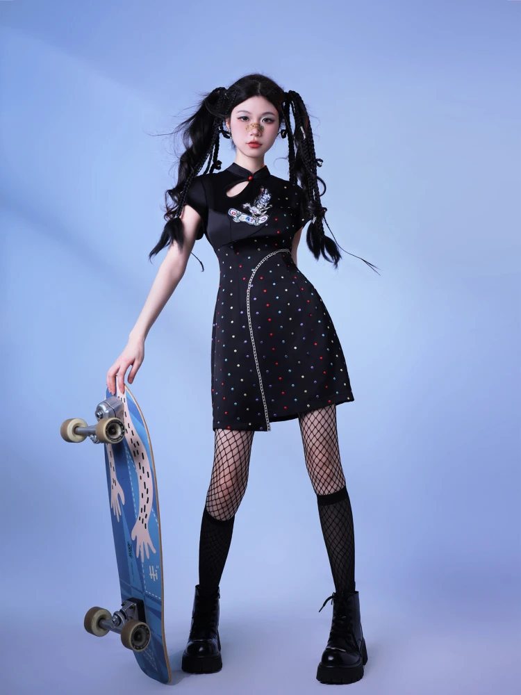 

Шикарная короткая юбка с вышивкой в ​​горошек, разноцветная, оригинальный дизайн, милая, для повседневной носки, дышащая, легкая, летняя...