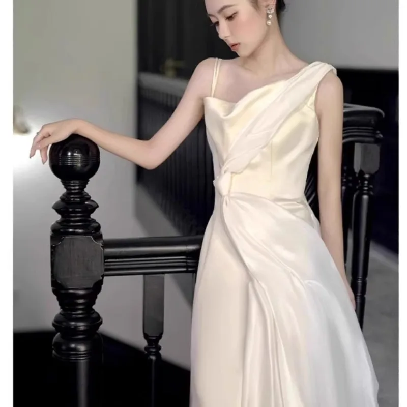 

Light Luxury Minority Court Banquet Toast Clothing Morning Gowns Female White Trailing Dress