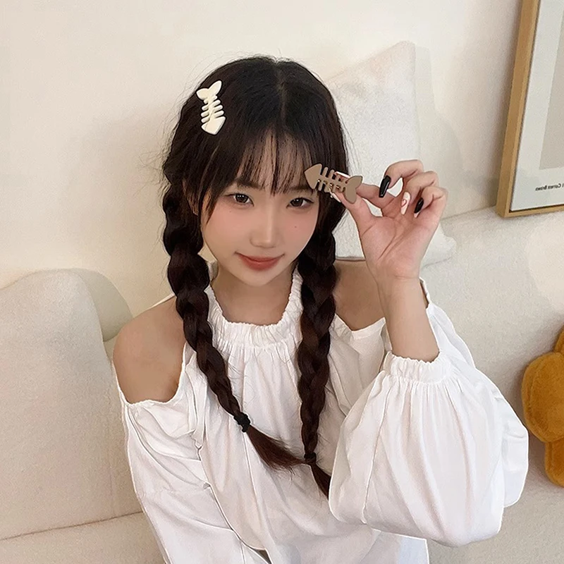 Simple Milk Tea Color Fishbone Hairpin Girl Cute Bangs Barrettes Sweet Side Hairgrips Temperament Duckbill Clip Hair Accessories