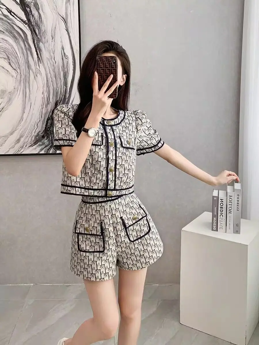 Letter Geometry Black Pattern 2 Piece Sets French Women Temperament Short Sleeve Jacket Shirts Short Pant Elegant Female Summer