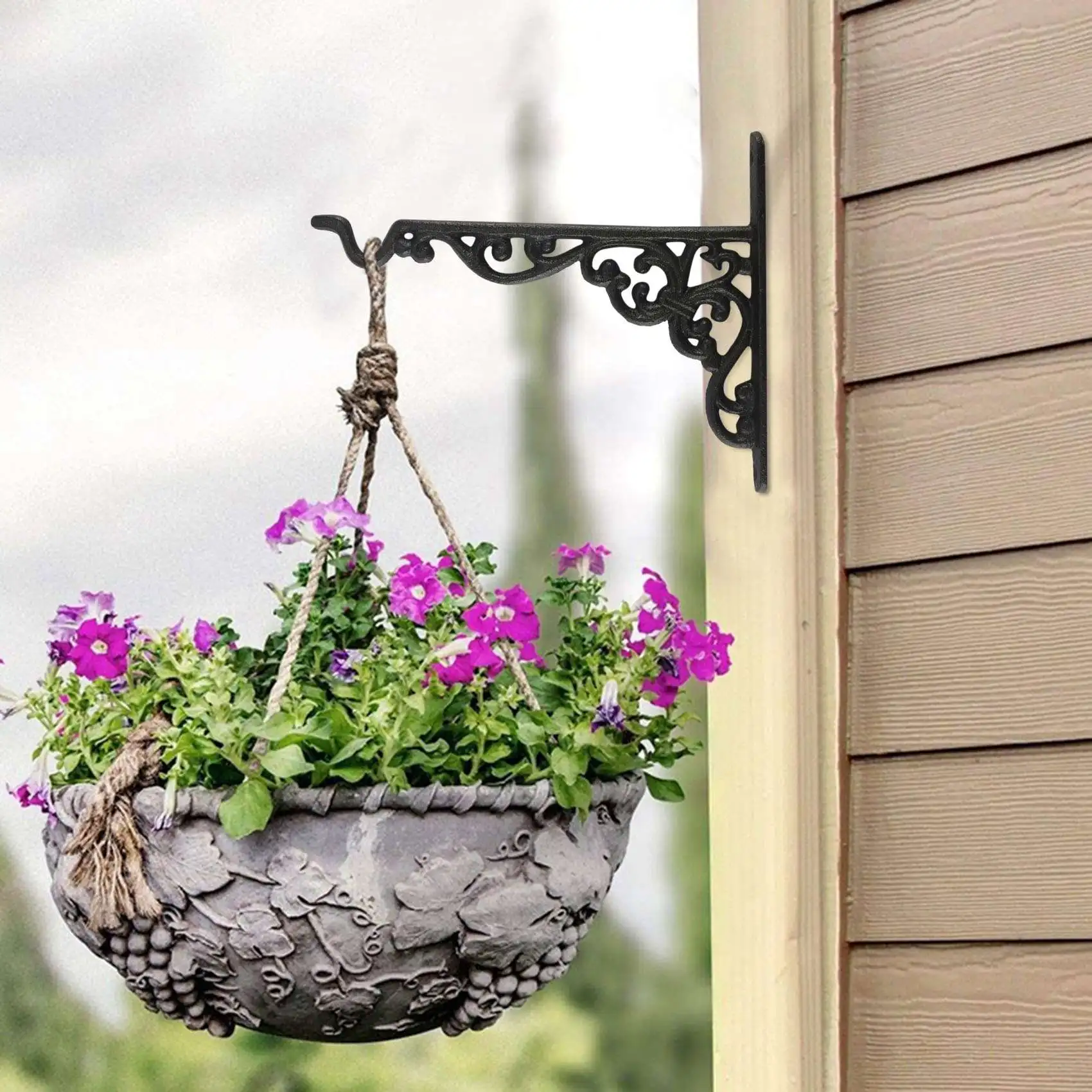 Cast Iron Hanger Wrought Iron Garden Hook Flower Pots Basket Wall Hanger Bracket With Expansion Screw