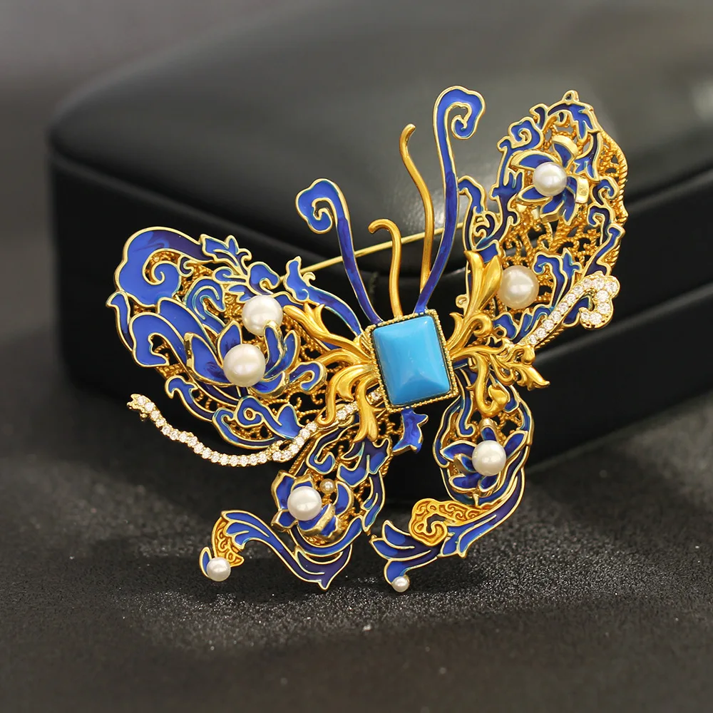 New Chinese Style High-end Retro Blue Dripping Oil Butterfly Brooch Luxurious Zircon Pearl Hollow Insect Accessory Pin for Women