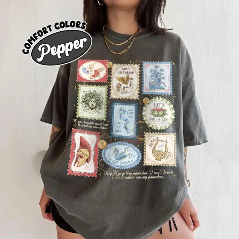 Camiseta de campamento Camp Half Blood, camiseta con estampado de hijo de Poseidón, camiseta de Lotus Hotel Black Jack, camiseta de dioses griegos, regalo para amantes de los libros
