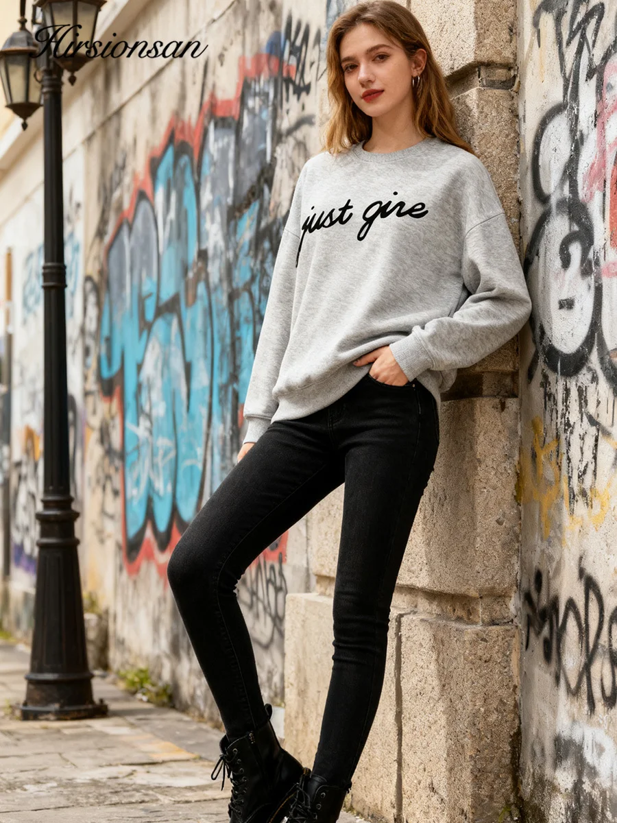 

Hirsionsan O-Neck Fleece "Just Give" Colourful Letter INS Sweatshirt Women 2025 Fall New Arrival