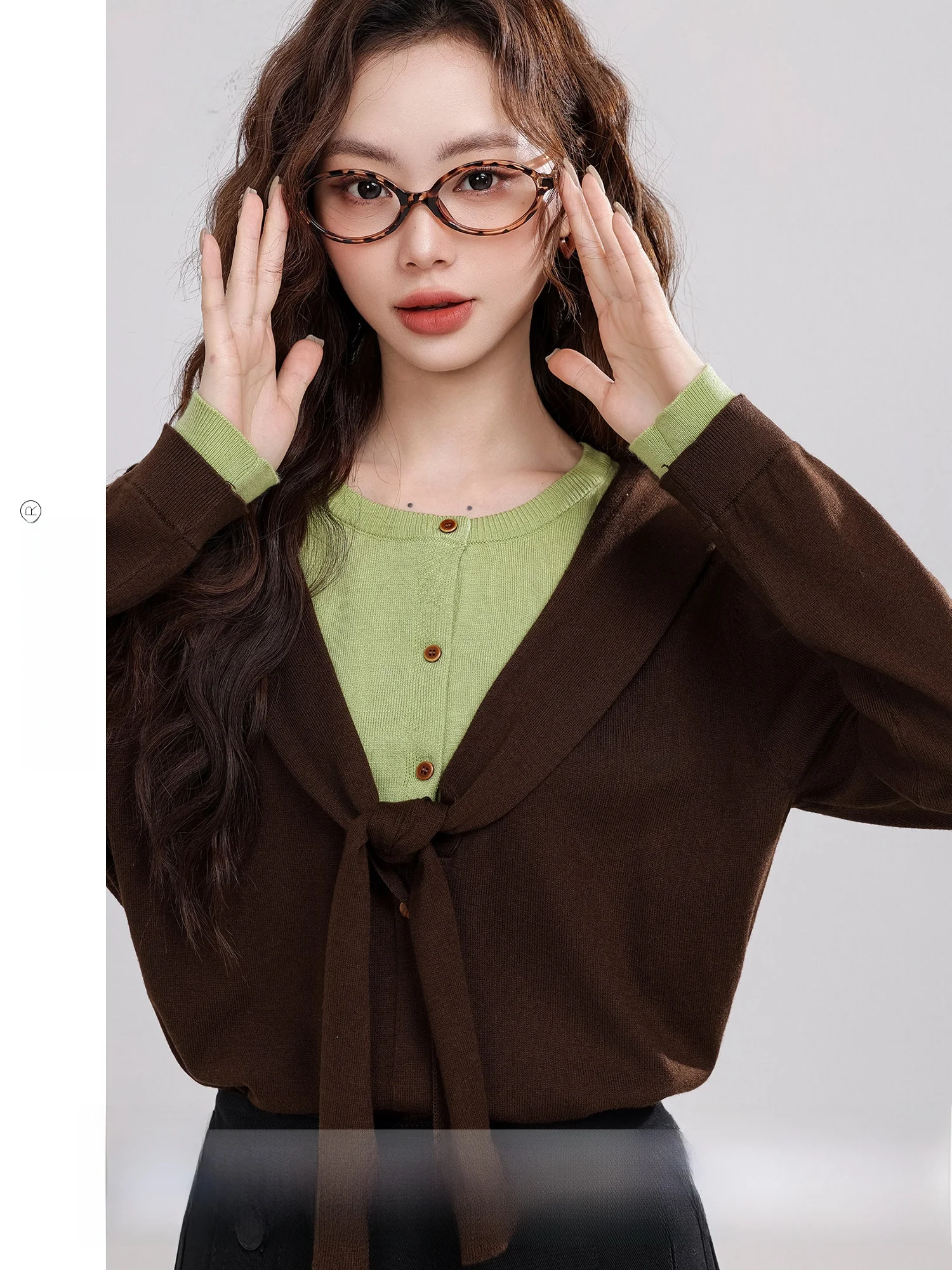 

Autumn 2025 Women's Vintage Coffee Color Open Cardigan Sweater Splicing Fake Two-Piece Knitted irt Casual Sle V-ne Long...