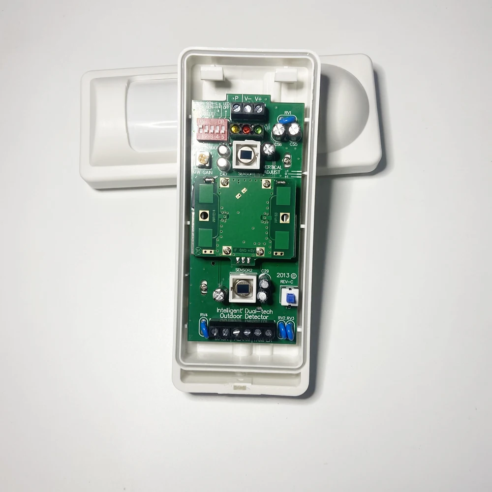 1PCS Outdoor IP65 Waterproof 9-16Vdc Wire Infrared Microwave Detector Movement Sensor NC Relay Output Pet Immunity With Holder