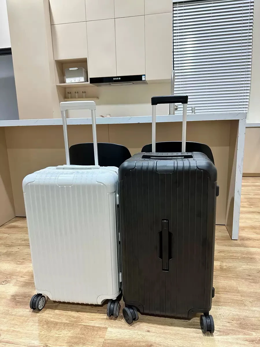 

New Faionable Lage Suitcase with Combination Lo for Travel And Carry on Universal Wheel Student Suitcase Pull Rod Box