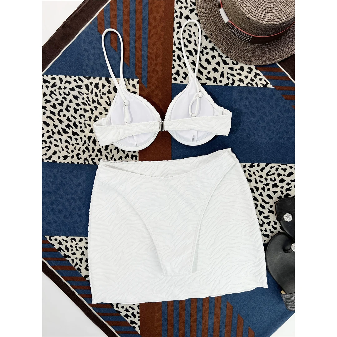 Sexy, geraffter Bikini mit Bügel und Rock, Damen-Badebekleidung, dreiteiliges Bikini-Set, Badeanzug, Badebekleidung, Modell V4481. – Detail 16