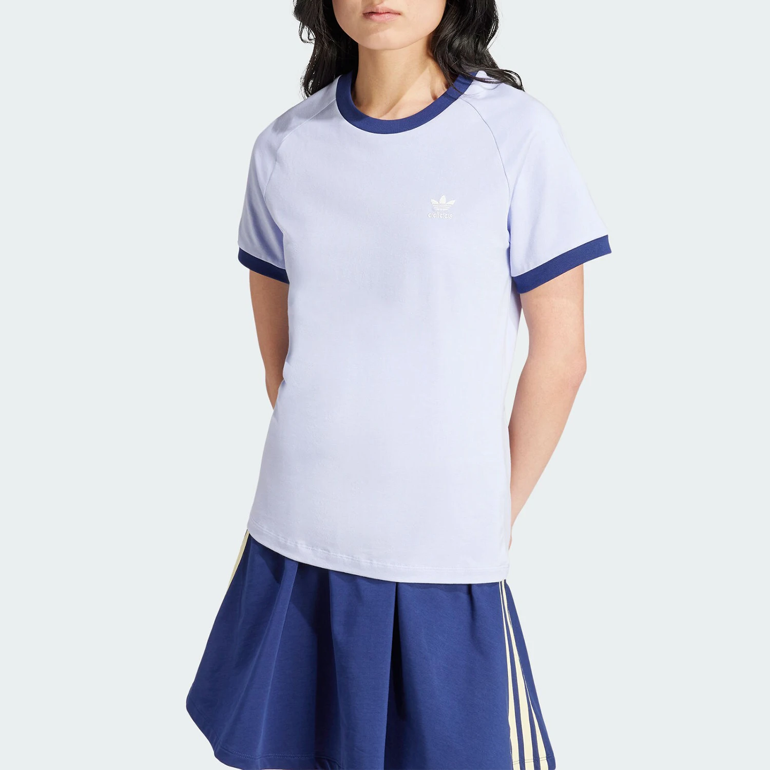 アディダス公式-オーセンティック-スリーストライプス-vrct-tee-レディース-スポーツ-半袖-tシャツ-ix1916