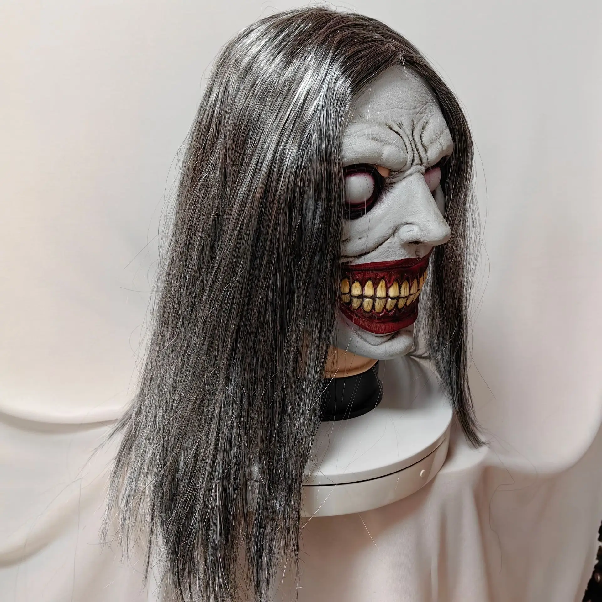 Der Exorzist Lächeln Maske Latex Maske Kopfbedeckung Gruseliges Spukhaus Streich Halloween Party Cosplay Kostüm Requisiten Zubehör