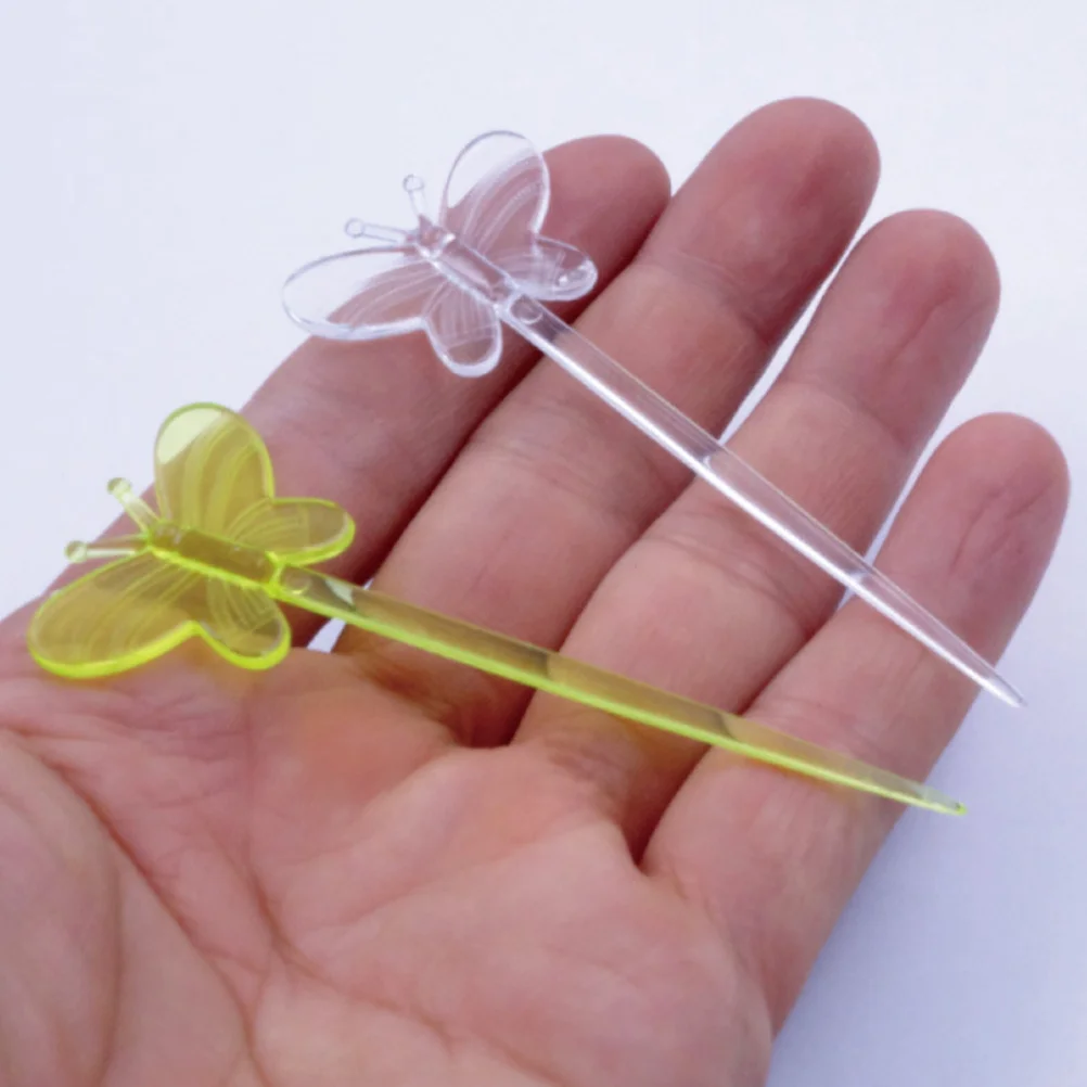 

200Pcs Cartoon Fruit Picks Plastic Long Handle Rosy Flamingo Shapes Fruit Forks Dessert Snack Cocktail Sticks Mixed