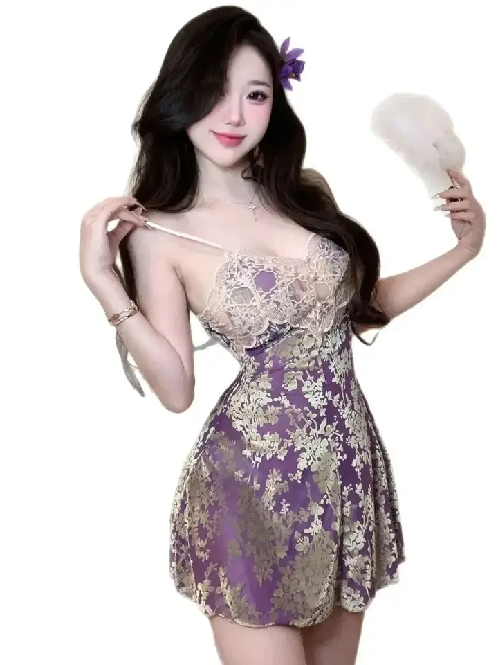 Camisola de lujo para mujer, camisón de verano con flores, cojín para el pecho francés, pijama Sexy de encaje de puro deseo, vestido elegante ERQ8