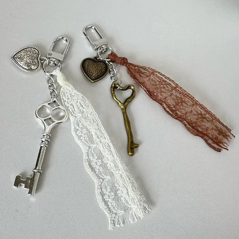 

Ретро Y2k Ins стиль кружево в форме сердца узор ключ вишневое зеркало милая универсальная сумка подвесное украшение брелок
