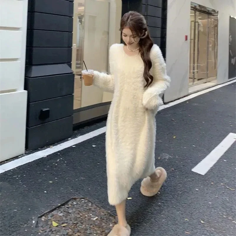 2025 Autumn/Winter Loose Popular Pink Imitation Mink Fleece Loose Knee Length Long Fur Dress Women\'s Pajamas Dress Solid Color