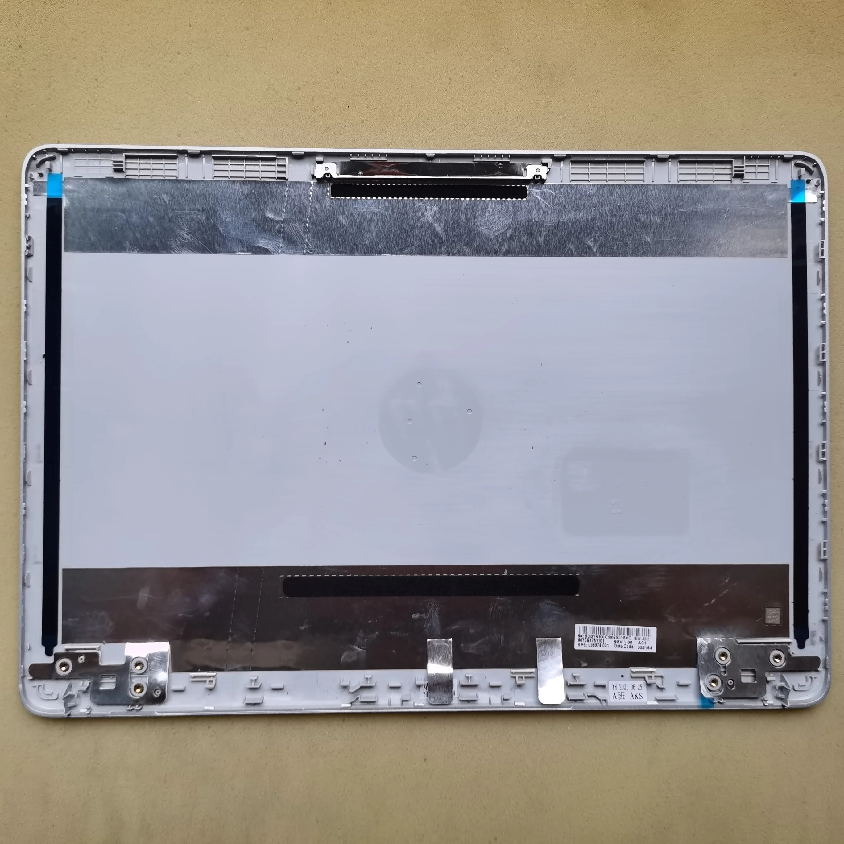 

Серебристая новая задняя крышка ЖК-дисплея для ноутбука 340 348 G7 TPN-I136 L24469-001