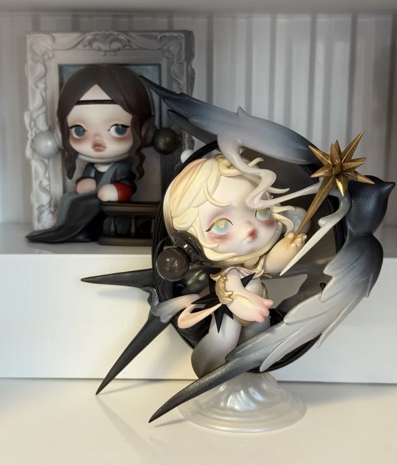 

Popmart Skullpanda Trendy Doll Vinyl Blind Box Sp Series Fashion Hanging Card Gift for Collectors