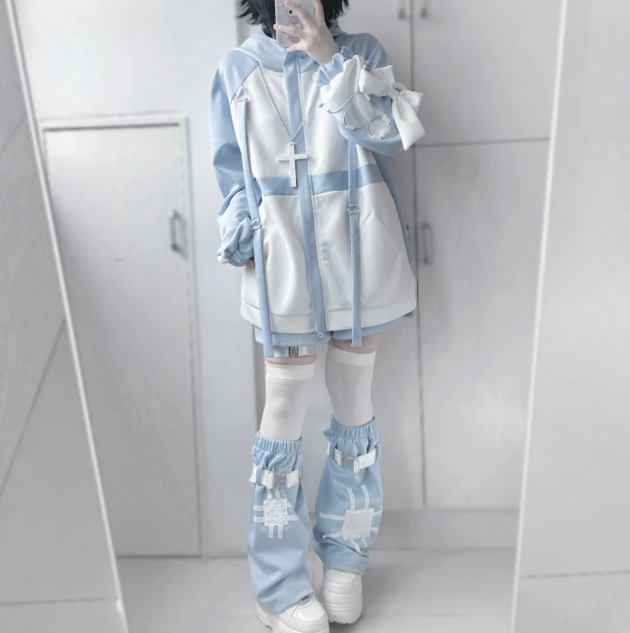 

Subculture Y2K акварельные шорты, новый осенний комплект с длинными рукавами, свободная куртка с капюшоном, пальто, шорты, гетры, женский комплект из 3 предметов