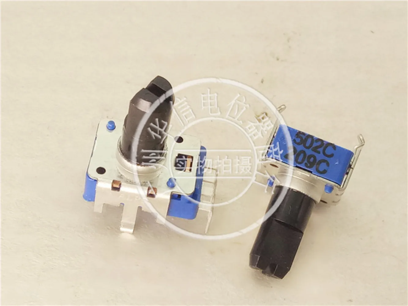 Original new 100% RK11K113 502C C5K 142 vertical single potentiometer handle length 13MMF 4pin (SWITCH)