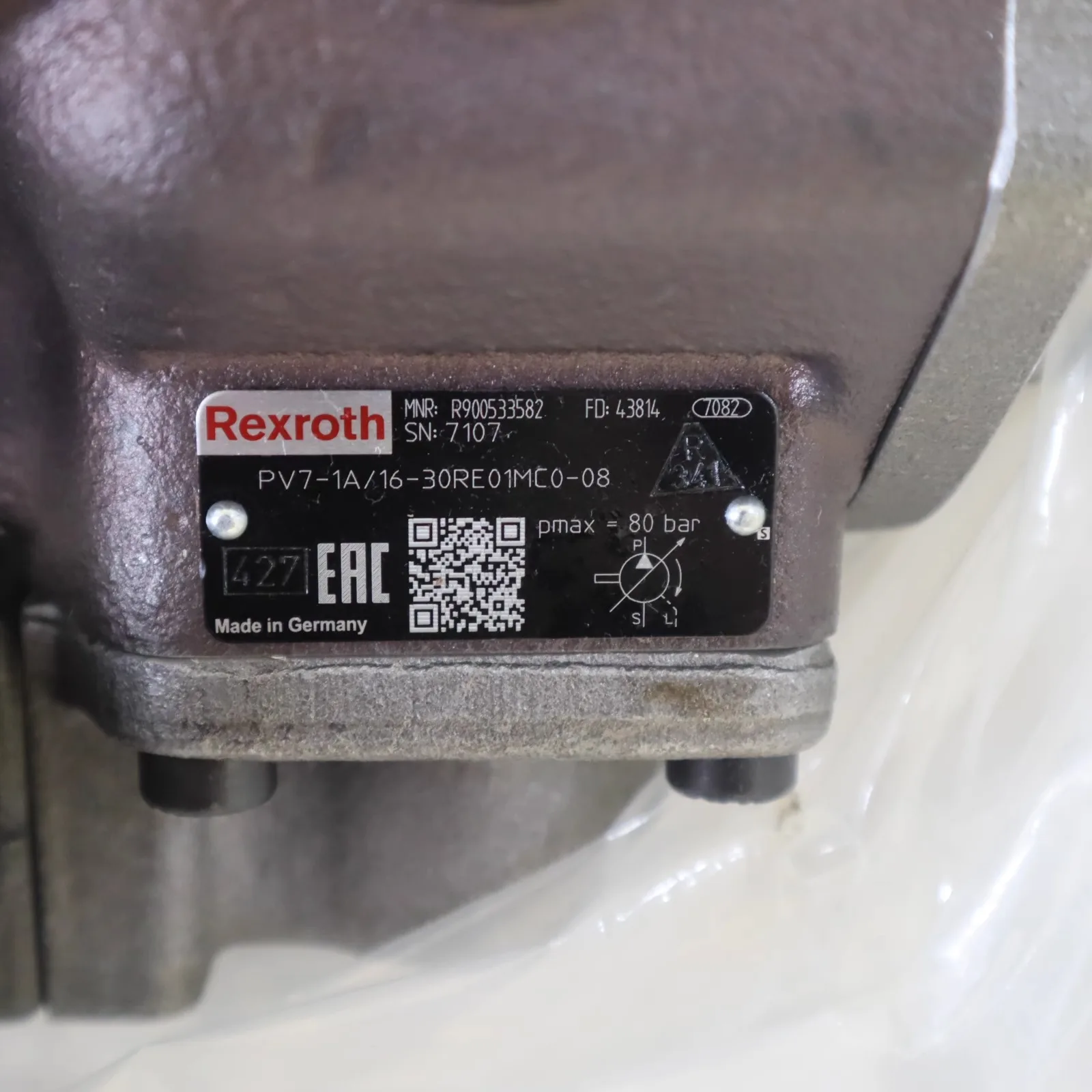 

Немецкий лопастной насос Rexroth REXROTH R900533582 PV7-1A/16-30RE01MC0-08