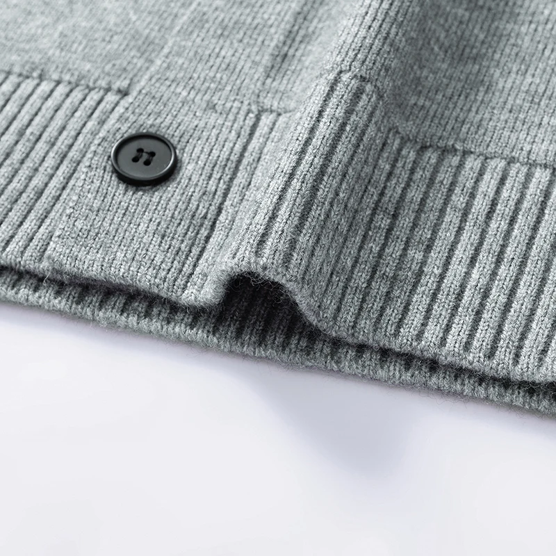 Neuer Hochwertiger Herbst-Cardigan, Gestrickter O-Ausschnitt-Pullover mit Knöpfen, Einfarbiger Weicher Warmer Langarm-Pullover, Vielseitige Herrenbekleidung – Detail 10