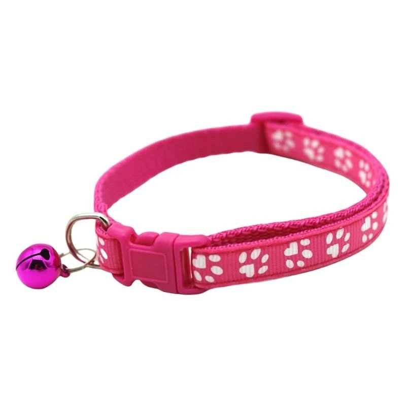 أجراس مجوهرات برقبة طوق القطط مع خطاف آمن وطوق للحيوانات الأليفة بألوان زاهية من أجل الأمان