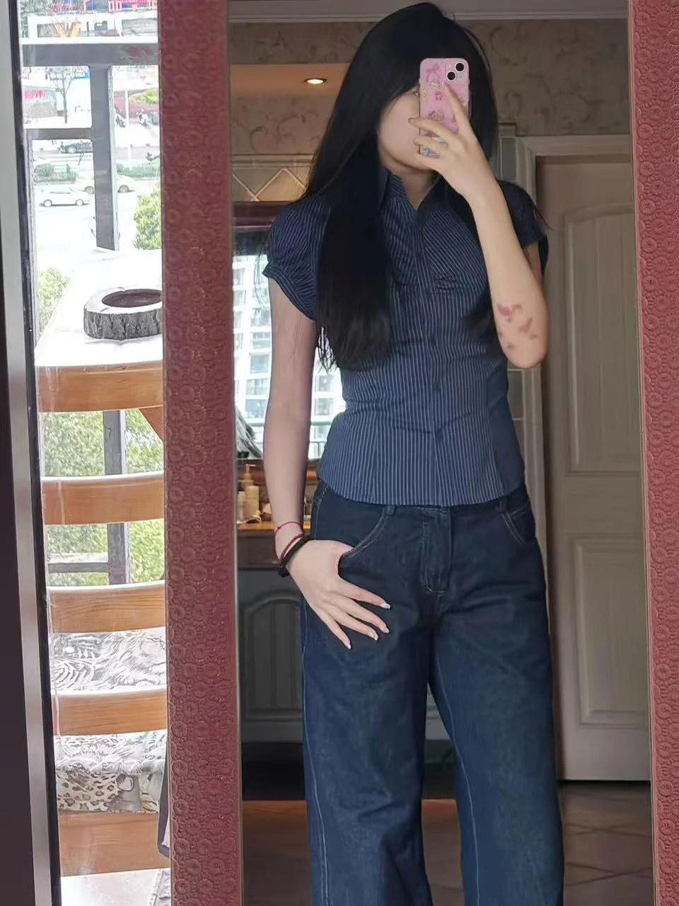 

Новая женская укороченная рубашка в корейском стиле с полосатым воротником и коротким рукавом, приталенная, с завышенной талией, модный летний топ 2025 года