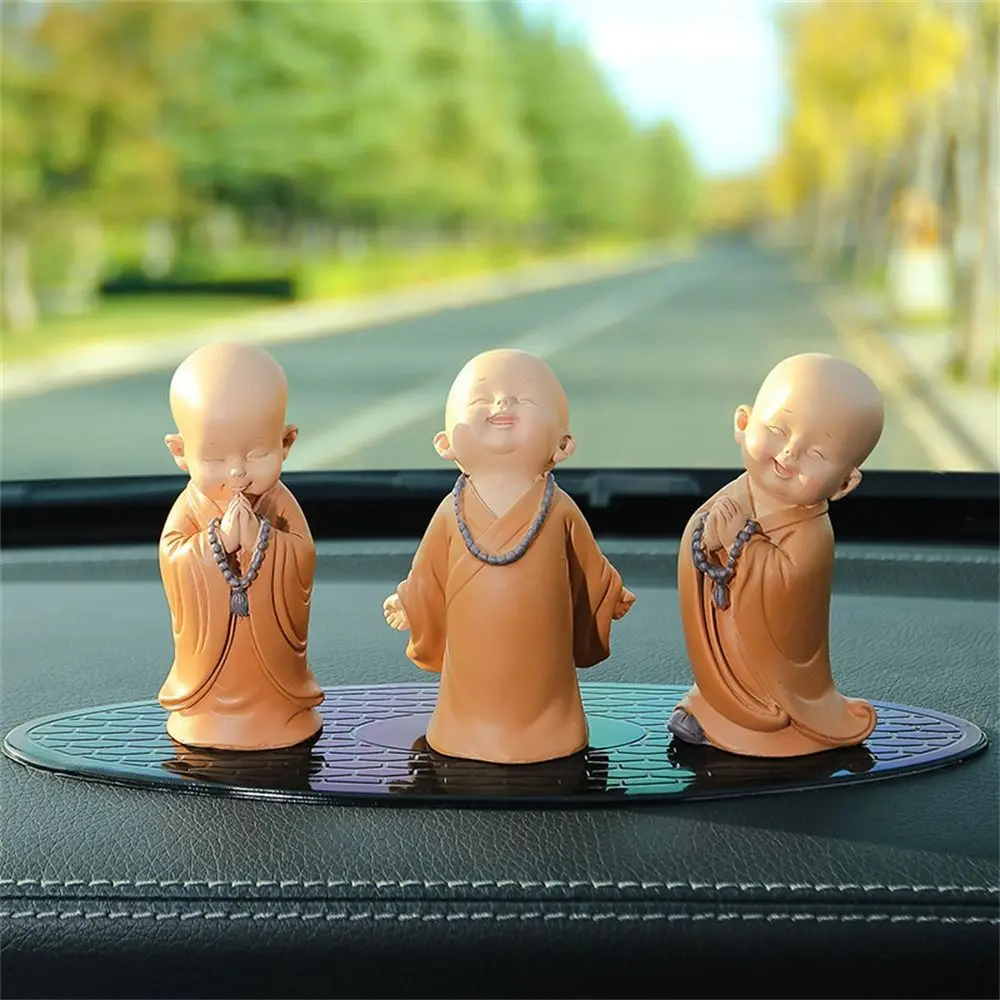 Cute Car Decoration Desk Miniatures Resin Car Ornament Small Monk Status Buddha Monk Statue Little Monk Figurine Monk Ornament