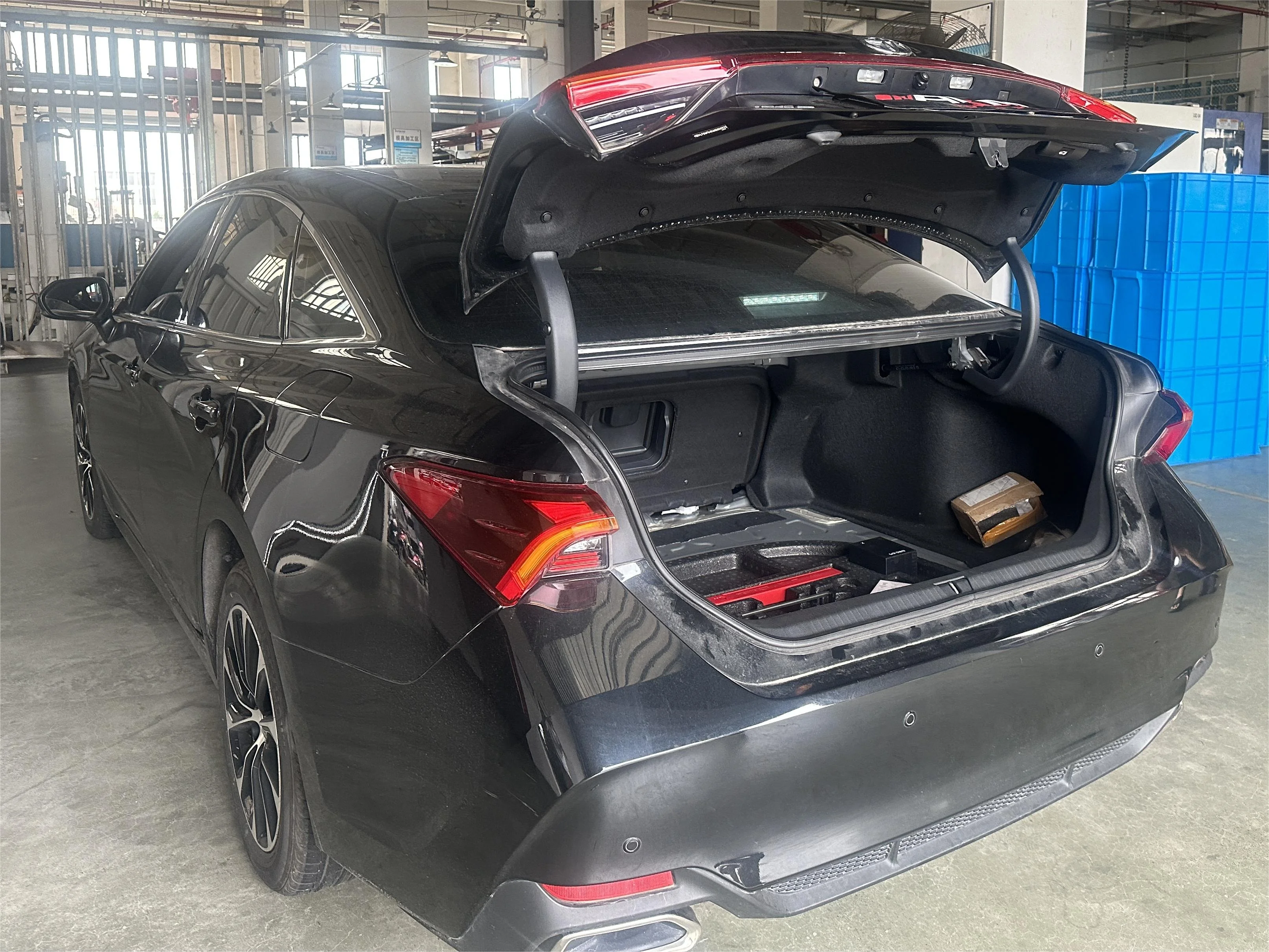 

Замок задней двери автомобиля, электрическая задняя дверь для Toyota AVALON LC300 LEVIN, модифицированная задняя дверь багажника