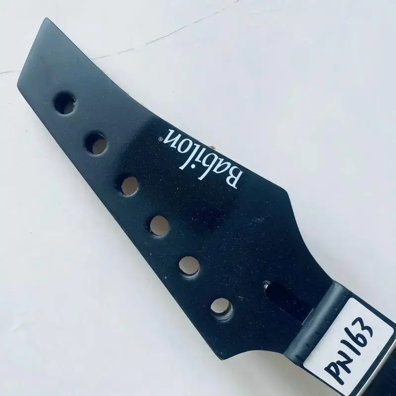 Guitarra eléctrica PN163 original marca Babilon ST de 22 trastes, mástil de arce y palisandro para reemplazo y bricolaje, para reparar daños de superficie y suciedad.