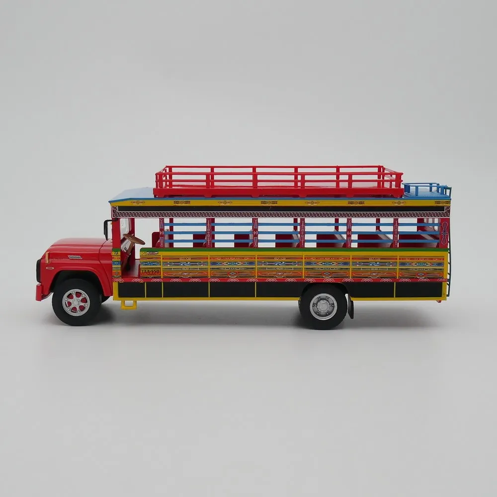 Diecast Ixo 1:43 Scale Sightseeing Car Ford Chiva 1990 Bus Alloy Car Model