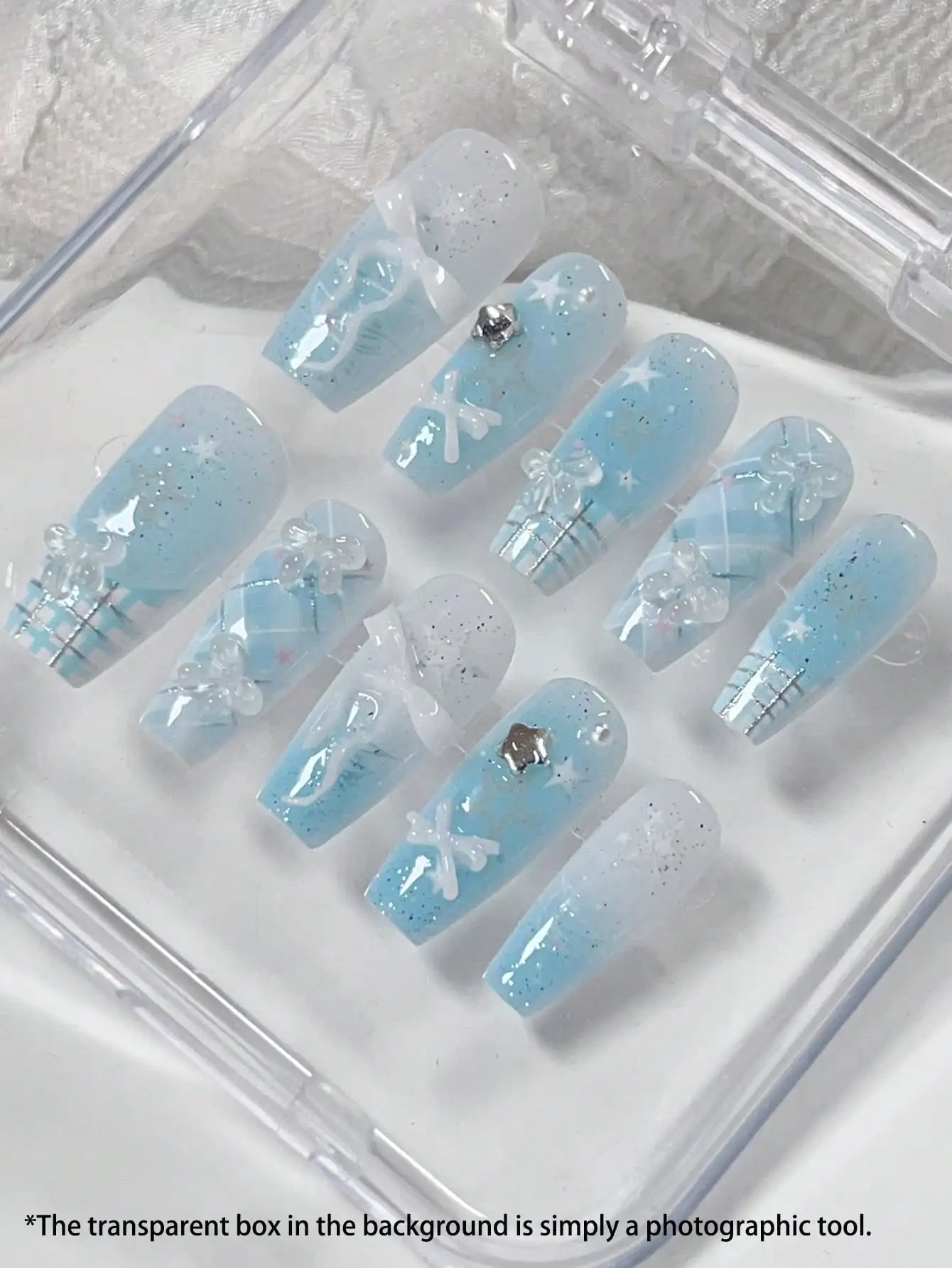 10-Piece Ballet-Shaped French-Style Blue Gradient Starry Nail Art, Hand-Pressed, with Sparkling Cat-Eye Effect Paired with White Hand-Painted Five-Pointed Stars, Embellished with White Pearls, Hand-Painted Blue and Whi