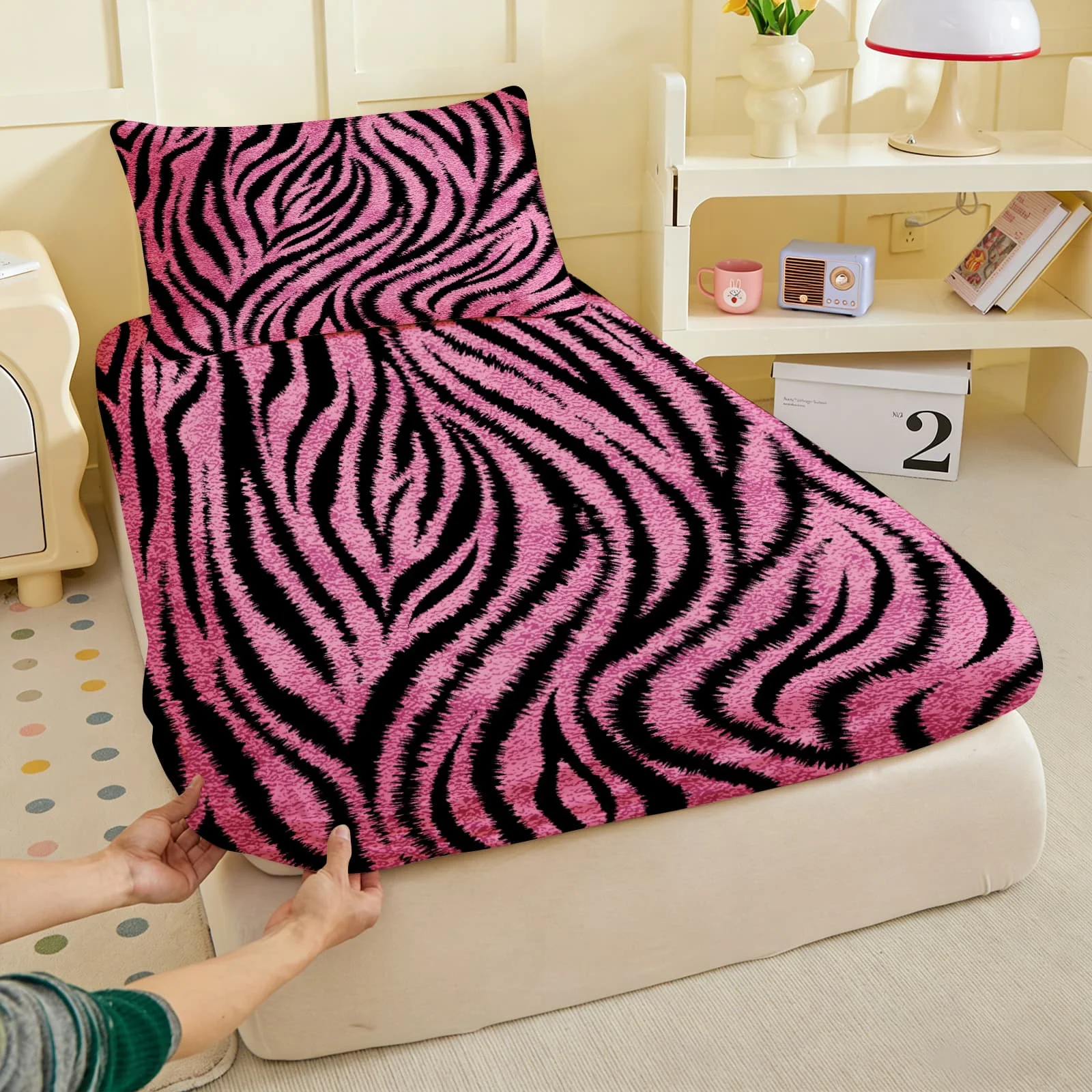 1pc Pink Zebra Stripes Print Fitted Sheet Deep Pocket Elastic Mattress Cover Single Double Queen King Bedroom Decor